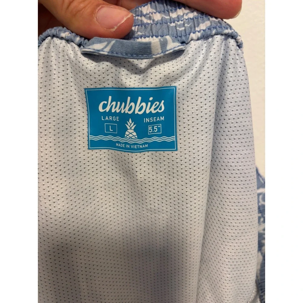 Chubbies Mens Blue Pineapple Print Swim Trunks 5.5 Inseam Size Large